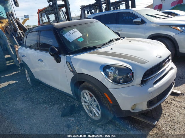 2016 MINI COUNTRYMAN WMWZC3C5XGWT09261 Photo 0