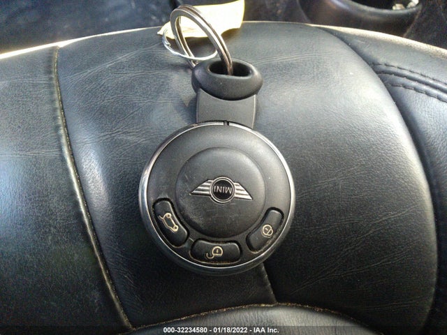 2016 MINI COUNTRYMAN WMWZC3C5XGWT09261 Photo 10
