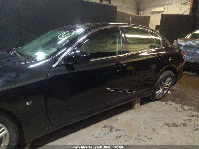 2015 Infiniti Q40, VIN: JN1CV6AR3FM520633