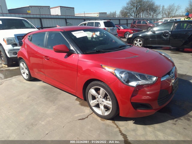2015 Hyundai Veloster, VIN: KMHTC6AD7FU240569