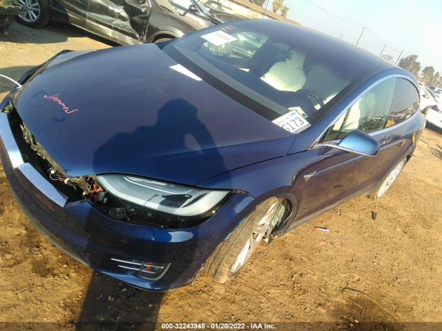 Tesla Model X 90d/75d/100d 2017 5YJXCDE24HF063767 Image 2