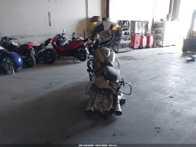 2017 Indian Motorcycle Co. Chieftain Limited მანქანა იყიდება აუქციონზე, vin: 56KTCNAAXH3354282, აუქციონის ნომერი: 32245406
