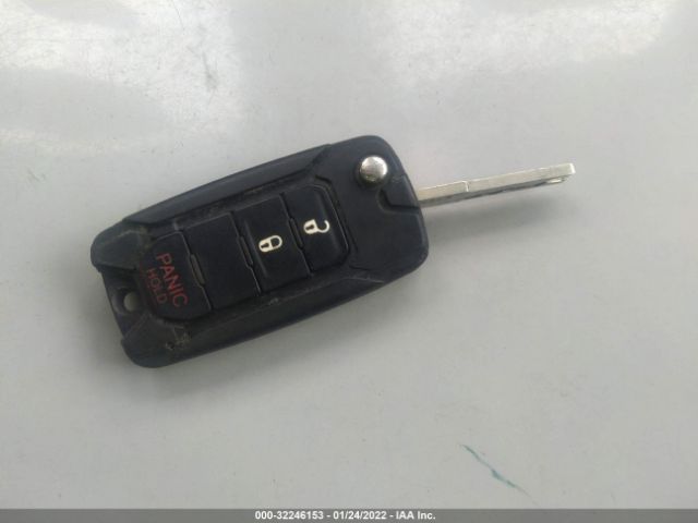 ZACCJABT4FPB27098 Jeep Renegade Latitude