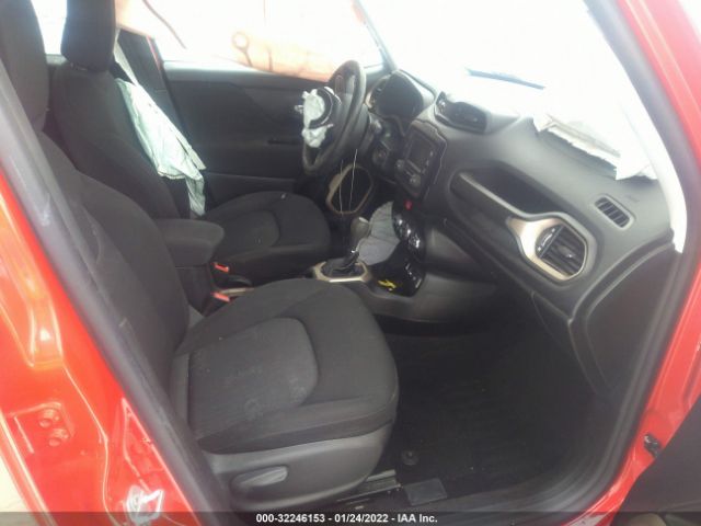 ZACCJABT4FPB27098 Jeep Renegade Latitude