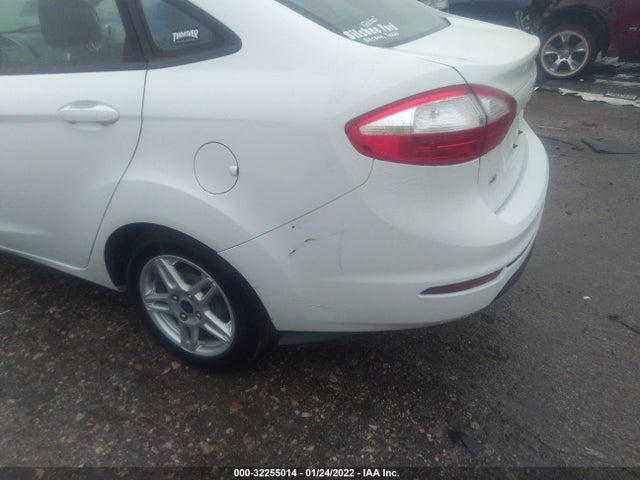 2019 FORD FIESTA SE VIN: 3FADP4BJ8KM123853