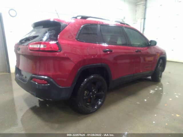 1C4PJMAS5HW555800 Jeep Cherokee Altitude
