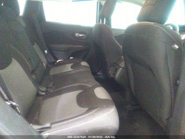 1C4PJMAS5HW555800 Jeep Cherokee Altitude