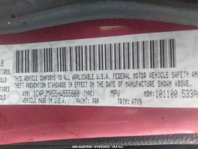 1C4PJMAS5HW555800 Jeep Cherokee Altitude
