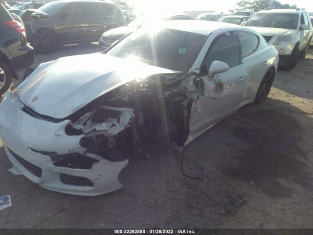 2015 Porsche Panamera, VIN: WP0AA2A77FL007348