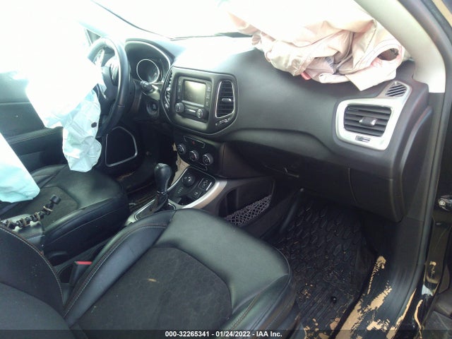 2018 Jeep Compass, VIN: 3C4NJDBB7JT150264