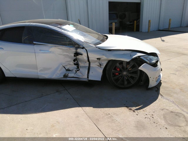 Tesla MODEL S 2015 5YJSA1H27FFP68666 Image 7