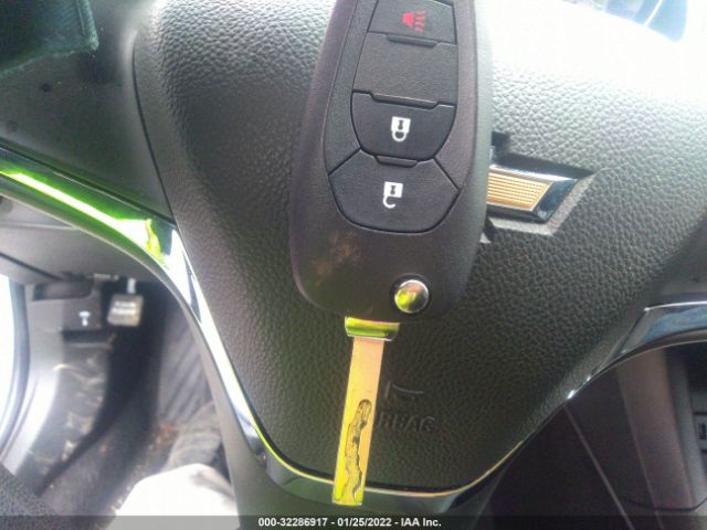 2019 CHEVROLET CRUZE 3G1BC6SM0KS583497 Photo 10