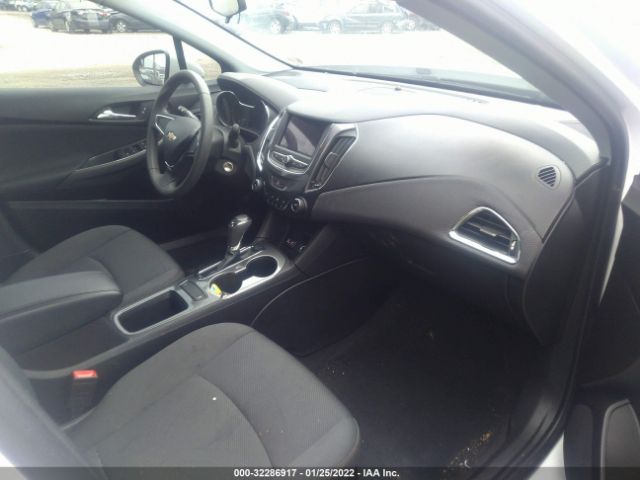 2019 CHEVROLET CRUZE 3G1BC6SM0KS583497 Photo 4