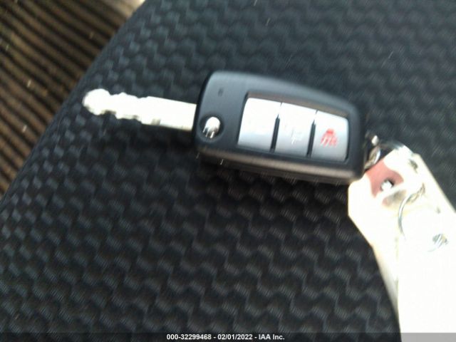 JN1BJ1CWXLW389911 Nissan Rogue Sport S