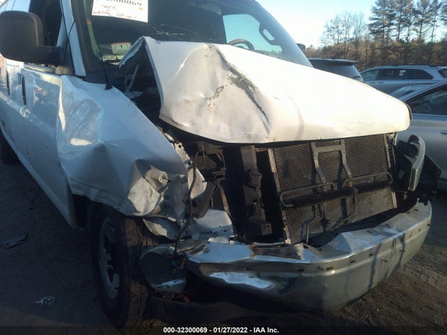 2017 GMC Savana, VIN: 1GTW7BFFXH1123517