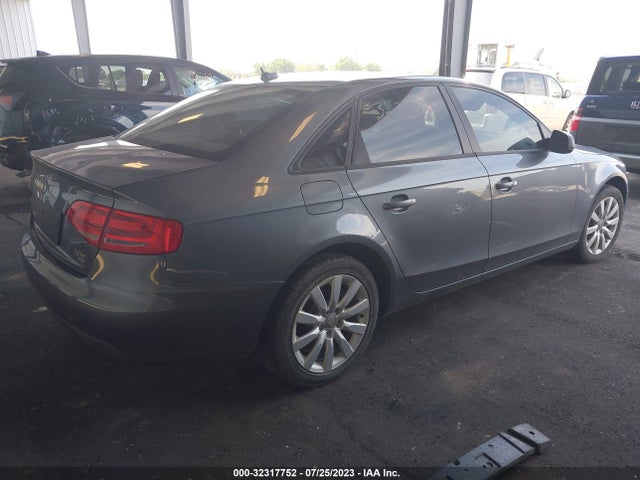 WAUBFAFL3CN004594 Audi A4 2.0t Premium