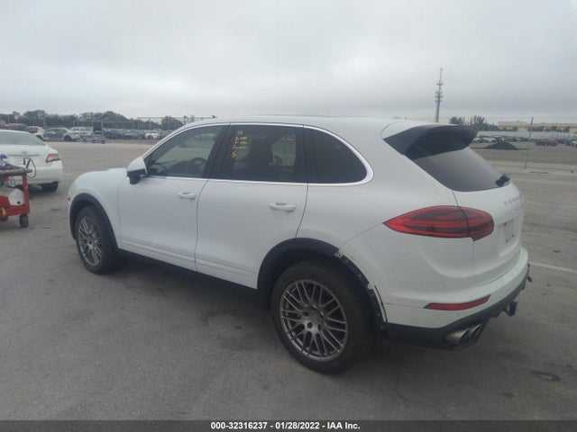 2015 Porsche Cayenne, VIN: WP1AB2A27FLA56906