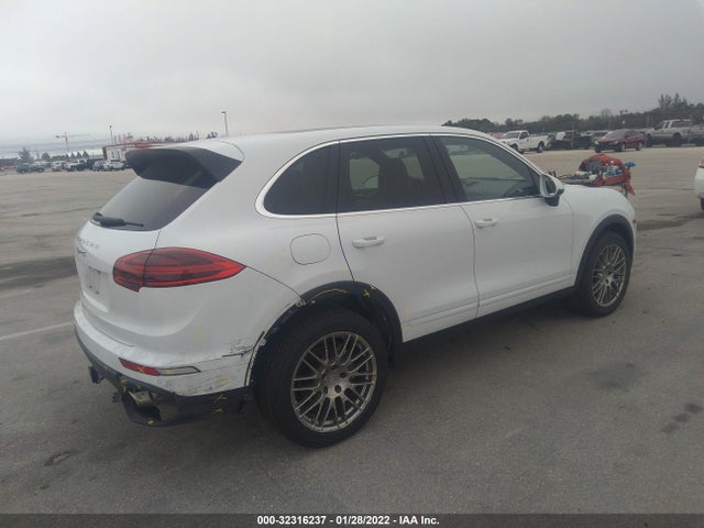 2015 Porsche Cayenne, VIN: WP1AB2A27FLA56906
