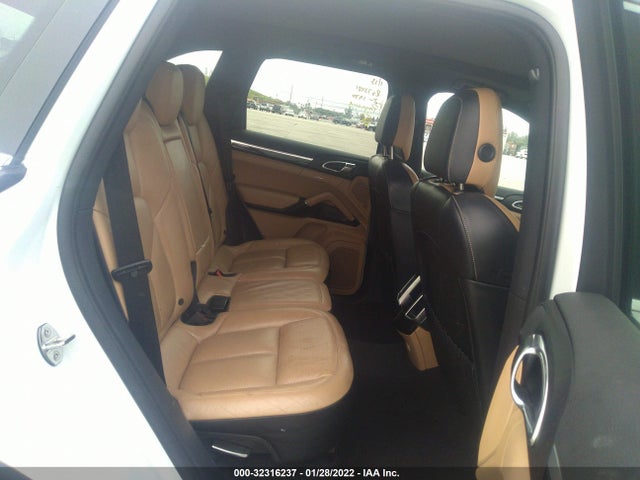 2015 Porsche Cayenne, VIN: WP1AB2A27FLA56906