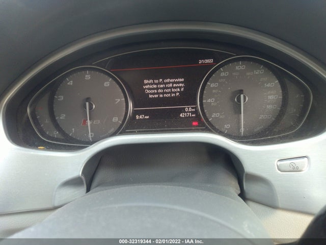 2017 Audi S8, VIN: WUAJ5AFD8HN900295