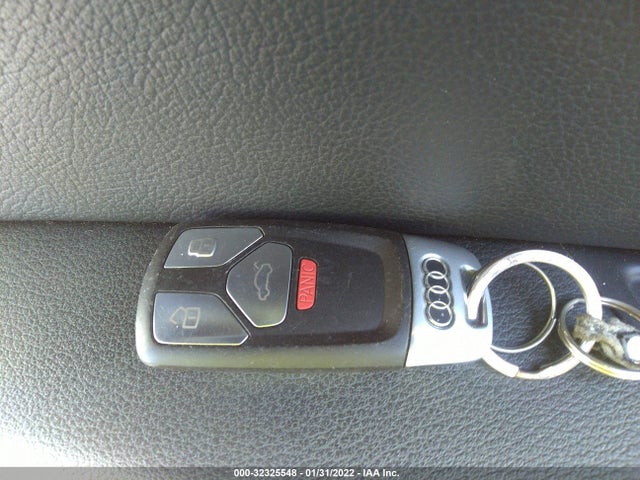 WAUENAF4XHN067966 Audi A4 Premium Plus