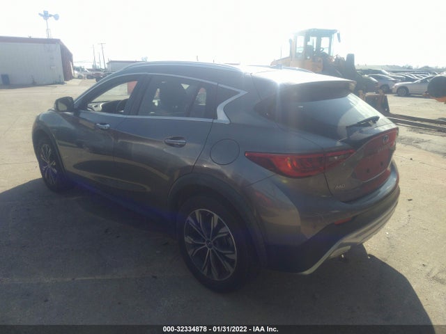 2017 Infiniti QX30, VIN: SJKCH5CR1HA014702
