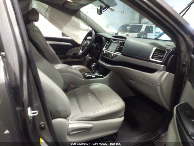 2015 TOYOTA HIGHLANDER XLE V6 VIN: 5TDKKRFH9FS045089