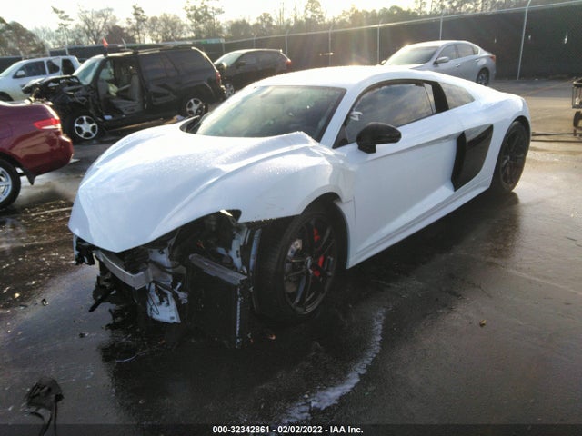 2018 Audi R8, VIN: WUABAAFX6J7901109