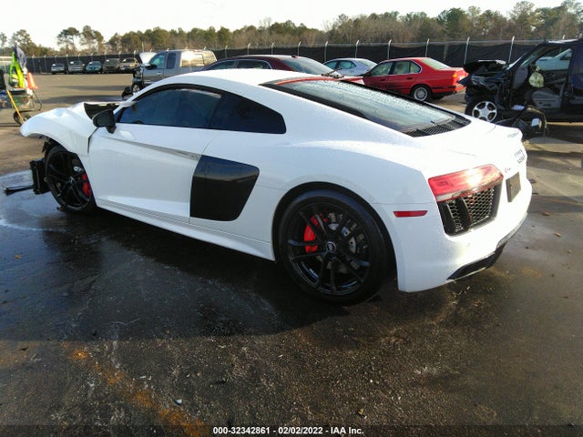 2018 Audi R8, VIN: WUABAAFX6J7901109