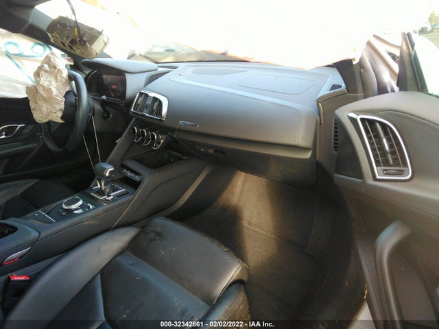 2018 Audi R8, VIN: WUABAAFX6J7901109