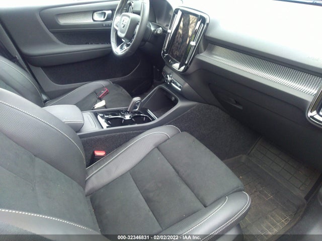 2021 Volvo XC40, VIN: YV4ED3UR5M2532369