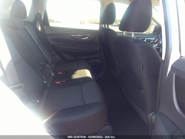 2017 NISSAN ROGUE SV VIN: KNMAT2MV3HP516790