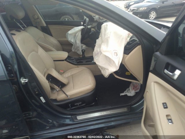 2014 Kia Cadenza, VIN: KNALN4D71E5165611