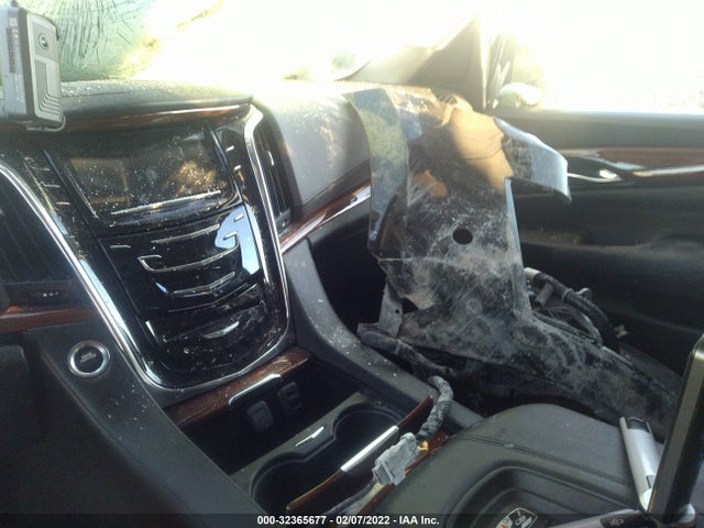 2018 Cadillac Escalade, VIN: 1GYS4GKJ2JR158178