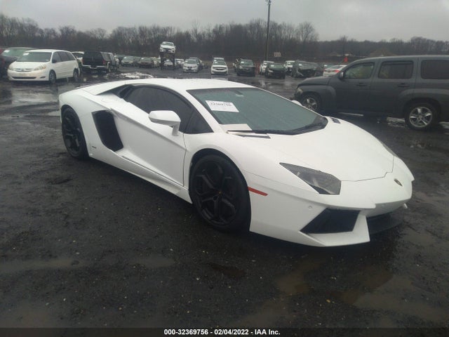 2014 Lamborghini Aventador, VIN: ZHWUC1ZD1ELA02604