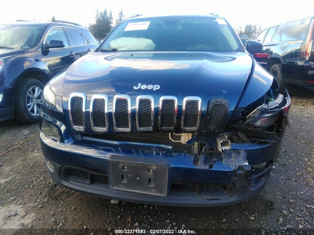 1C4PJLLB8JD573443 Jeep Cherokee Latitude Plus