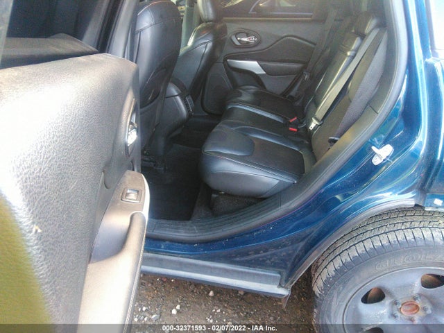 1C4PJLLB8JD573443 Jeep Cherokee Latitude Plus