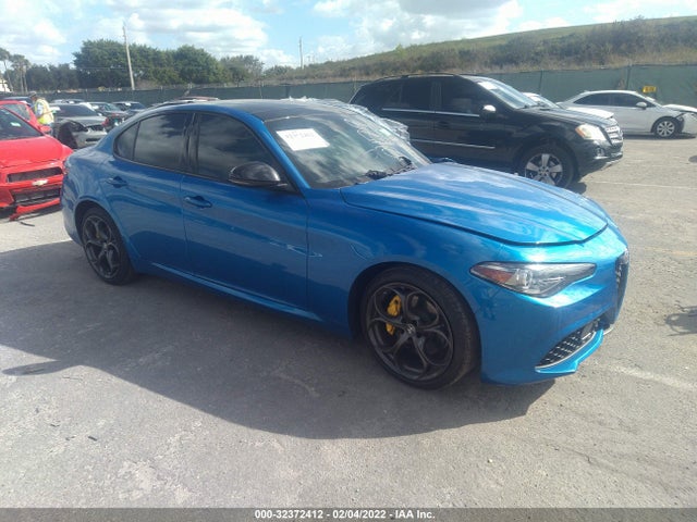 2021 Alfa Romeo Giulia, VIN: ZARFAMBN6M7640479
