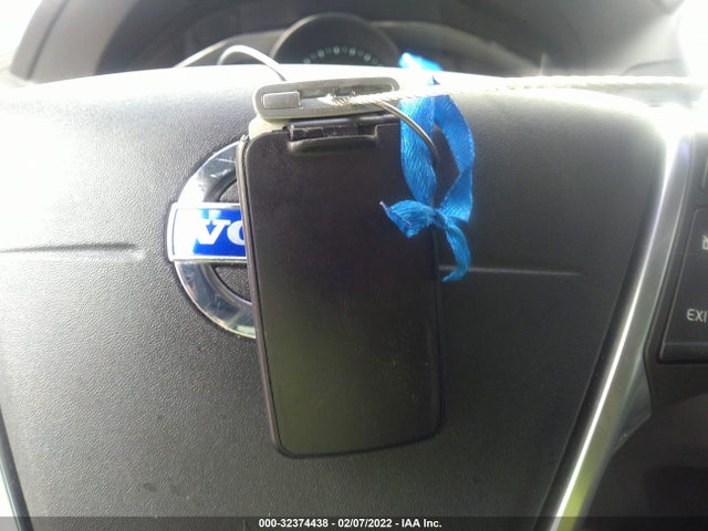 2015 Volvo XC60, VIN: YV440MDB0F2613475