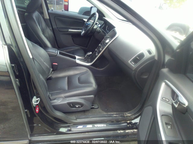 2015 Volvo XC60, VIN: YV440MDB0F2613475