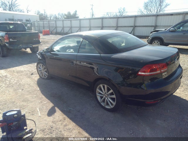 2016 Volkswagen Eos, VIN: WVWBW8AH7GV000696