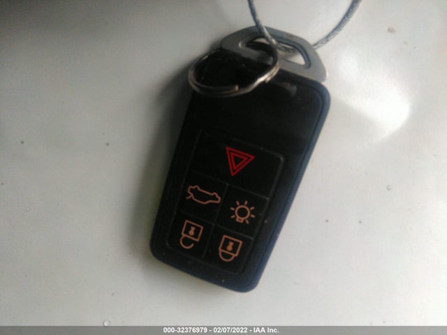 2015 Volvo S60, VIN: YV126MFK1F1345011