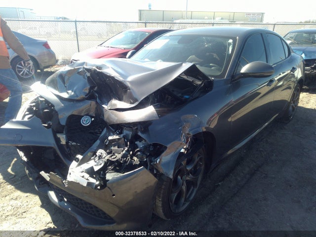 ZARFAEENXJ7596516 Alfa Romeo Giulia Ti Sport