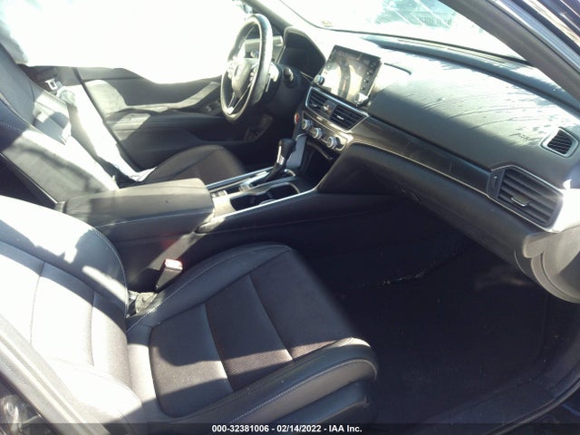 2019 HONDA ACCORD SEDAN VIN: 1HGCV1F32KA177251