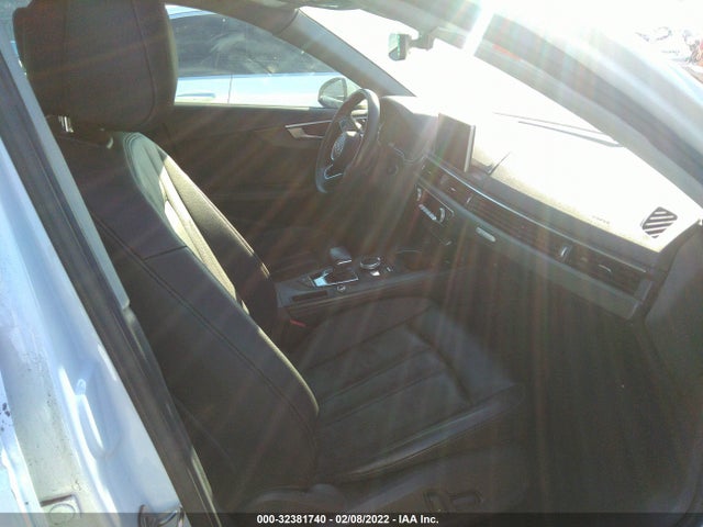 WAUENAF4XKN001277 Audi A4 Premium Plus