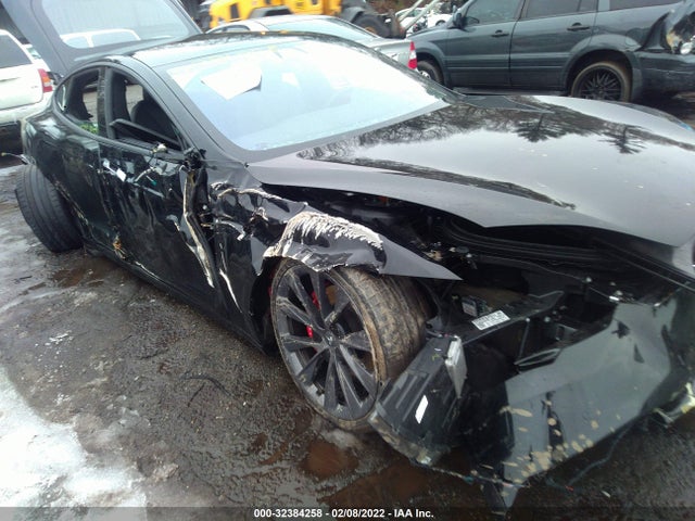 2020 Tesla Model S, VIN: 5YJSA1E47LF412820