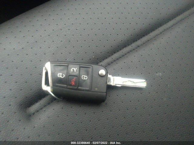 2017 Volkswagen Golf, VIN: 3VW217AU2HM076731
