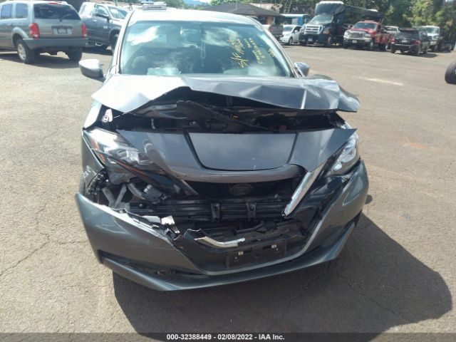1N4AZ1CP2JC304218 Nissan LEAF SV