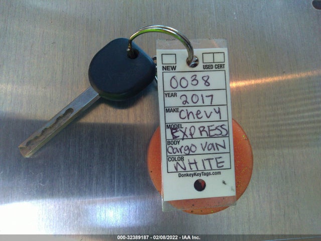 2017 Chevrolet Express, VIN: 1GCWGAFF6H1345854