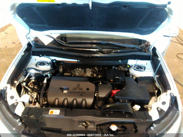 JA4AZ3A30GZ008801 Mitsubishi Outlander Se/sel/es